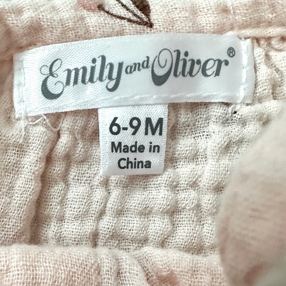Emily and Oliver Baby Jumper with Bow 🍒 - Picture 4 of 6
